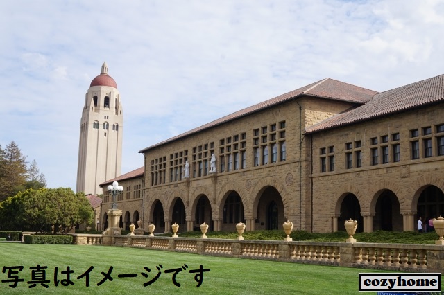 アメリカのスタンフォード大学校舎